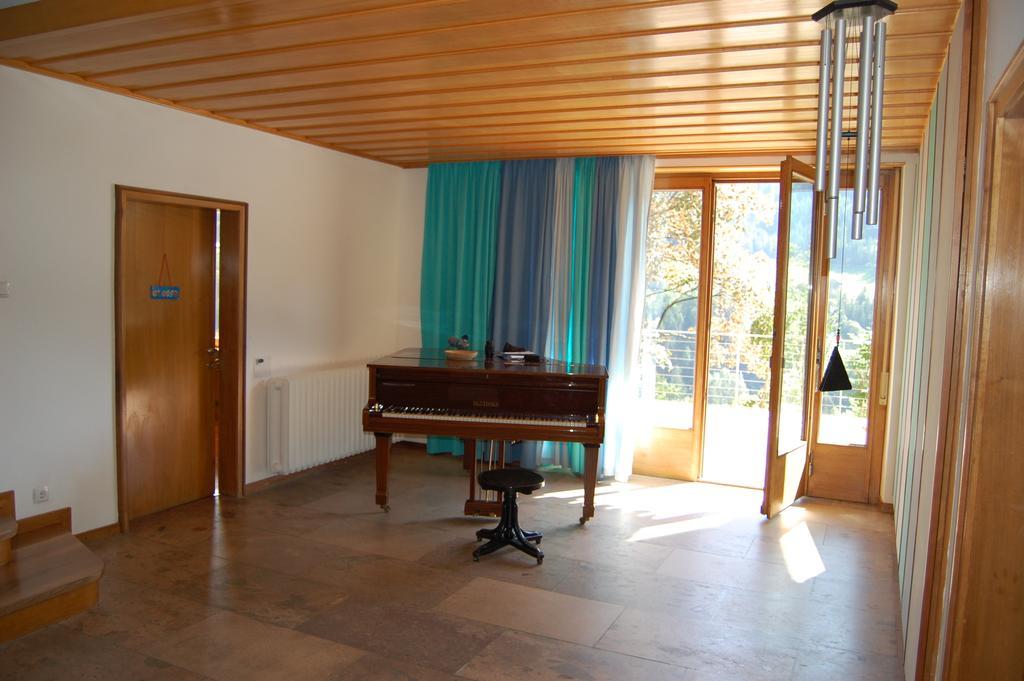 Villa Vastle St. Ulrich in Gröden Zimmer foto